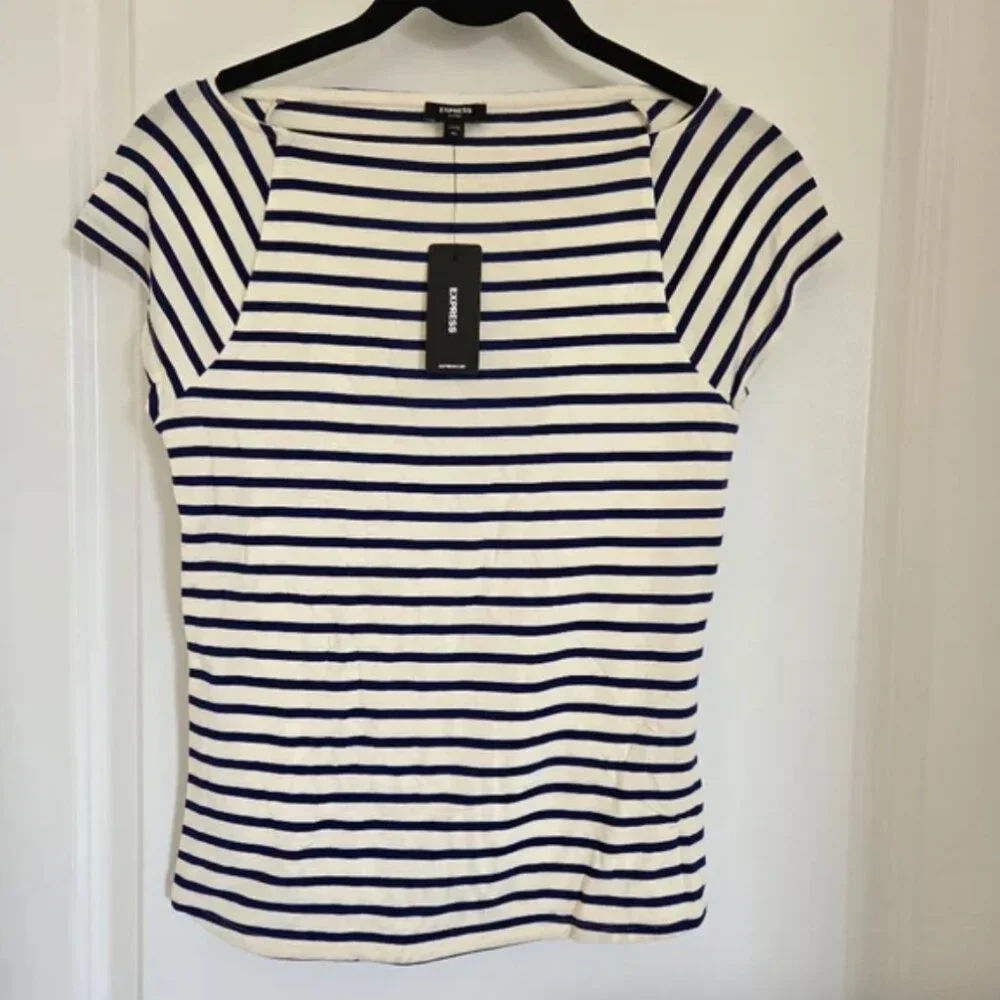 NWT • Express • fitted striped boat neck short sleeve top - Picture 5 of 9